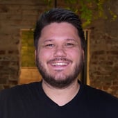 Mikael LQ